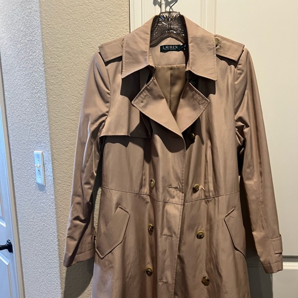 Belted Water Resistant Trench Coat - Picture 4 of 4